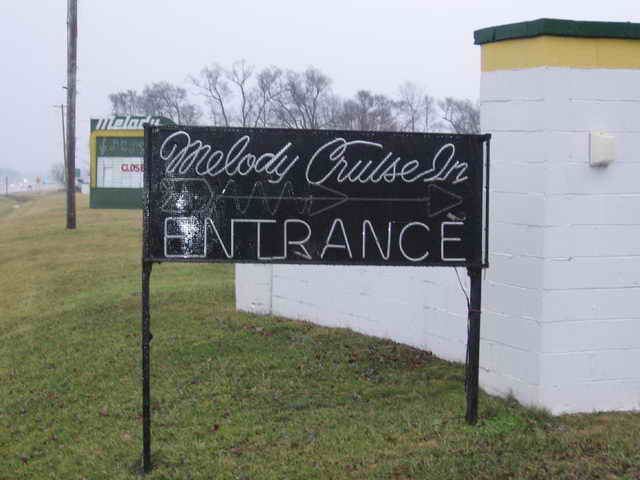 Melody Cruise-In - 2006 Photo